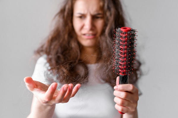 Hair Loss in Teens: Causes, Signs, And Treatment
